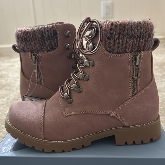 Lavender combat boots - Picture 2 of 6